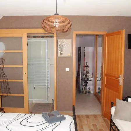 La Mise En Seine, D'hote A Oda ve Kahvaltı
