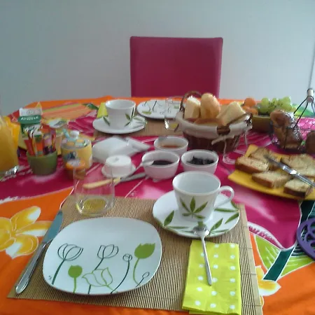 La Mise En Seine, D'hote A 3*